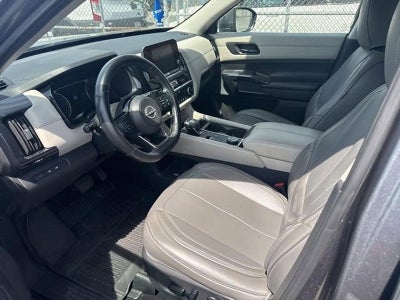 2023 Nissan Pathfinder SV 4WD