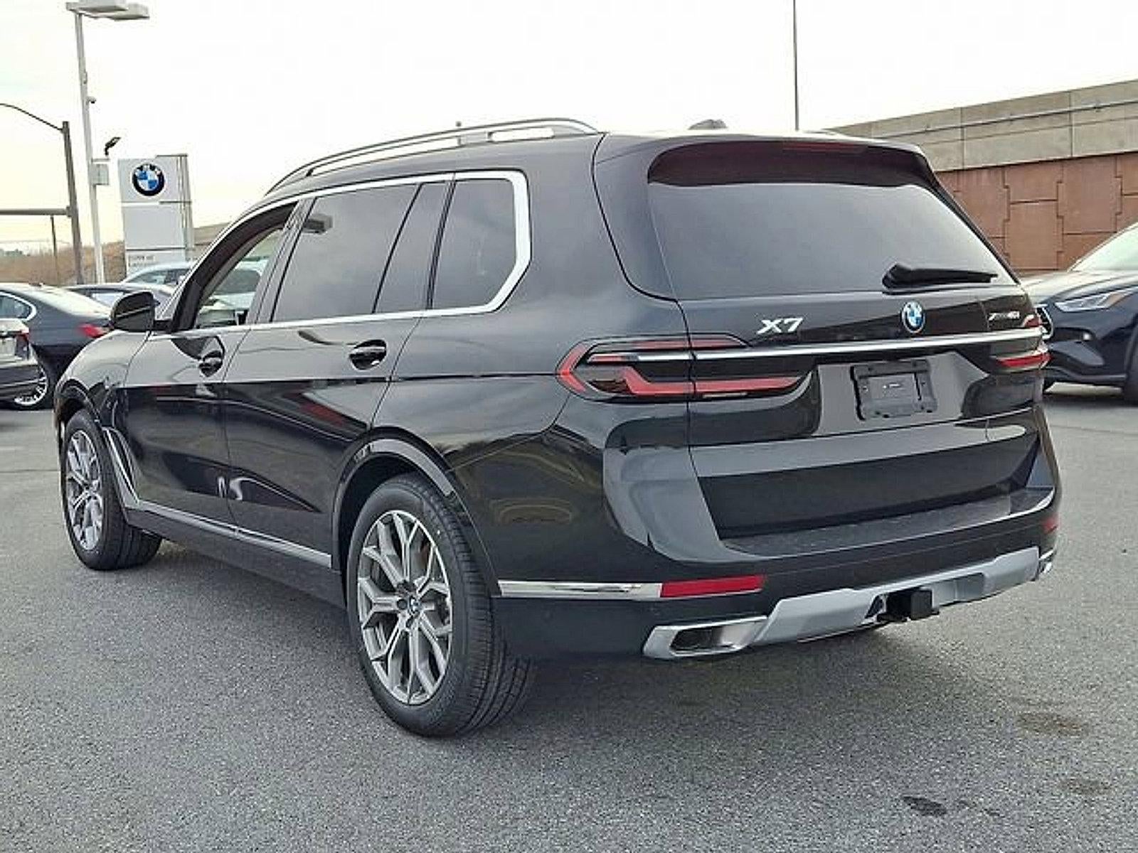 2026 BMW X7 xDrive40i Sports Activity Vehicle