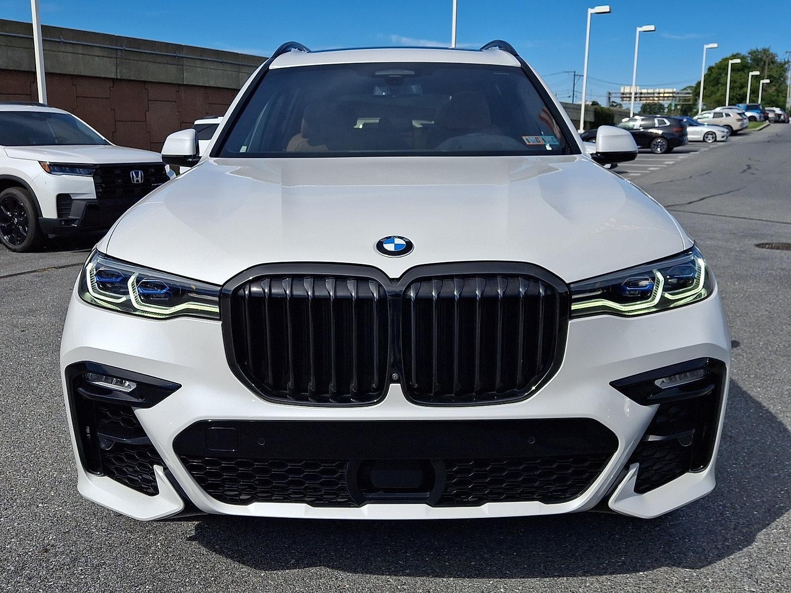 2022 BMW X7 M50i Sports Activity Vehicle