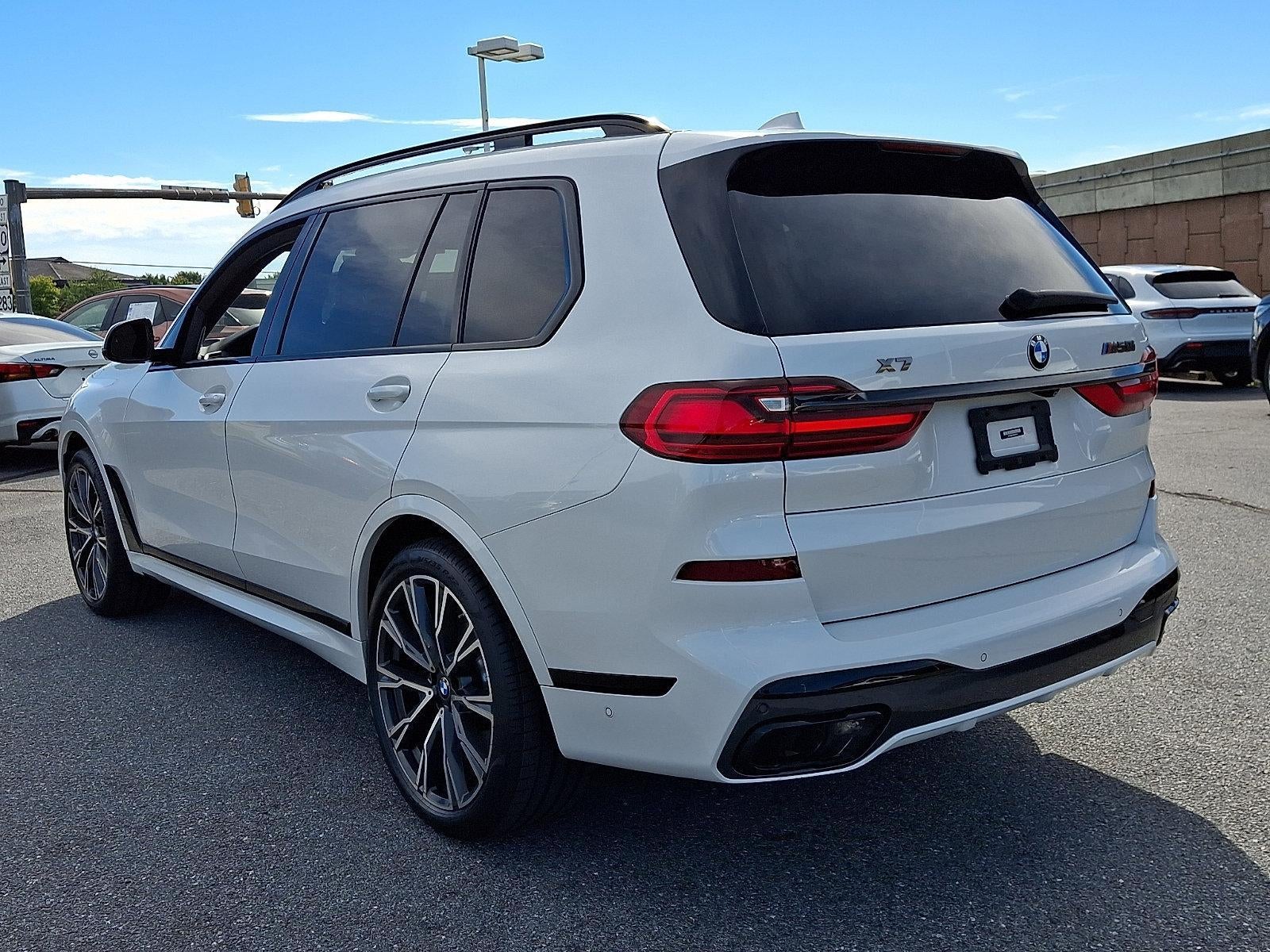 2022 BMW X7 M50i Sports Activity Vehicle