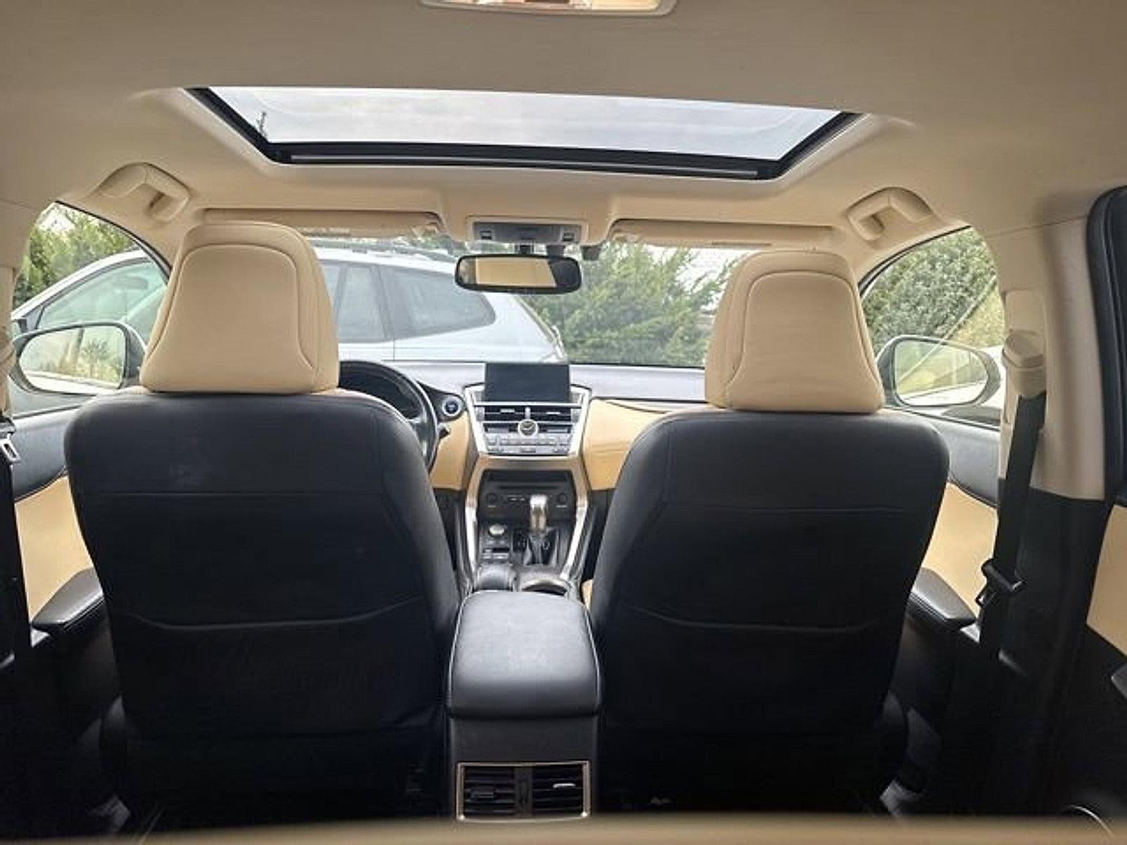 2015 Lexus NX 300h AWD 4dr