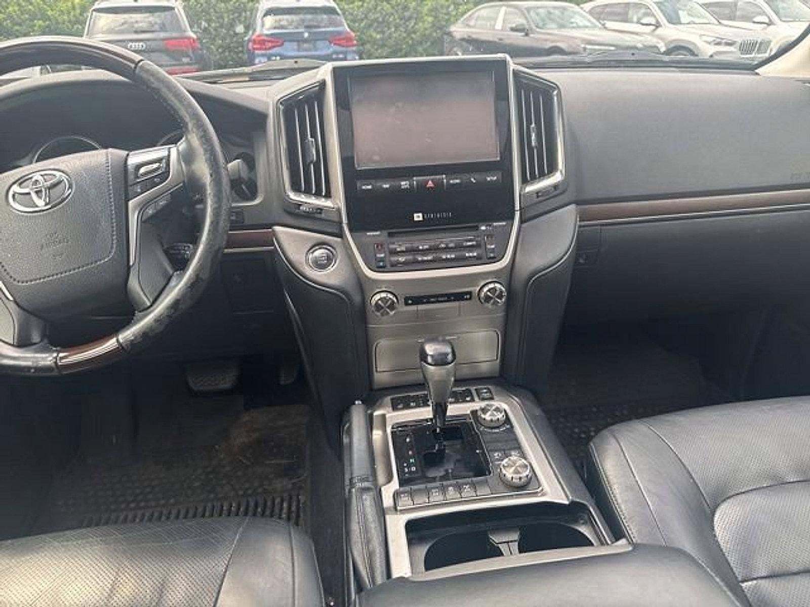 2016 Toyota Land Cruiser 4dr 4WD (GS)