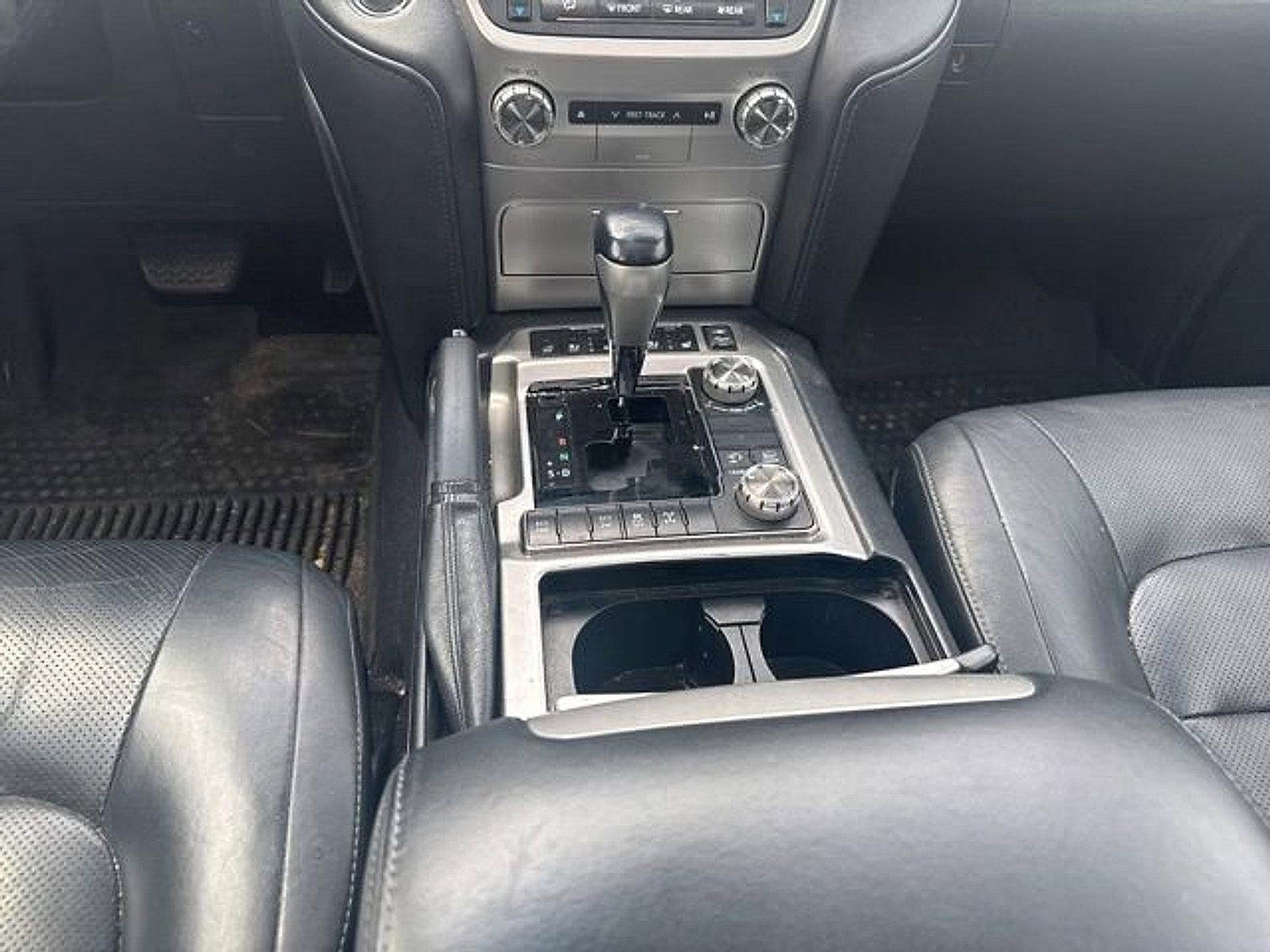 2016 Toyota Land Cruiser 4dr 4WD (GS)