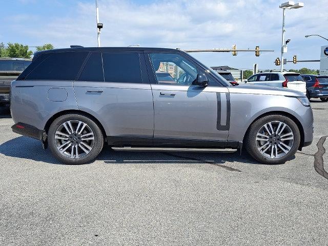 2024 Land Rover Range Rover P530 SE SWB