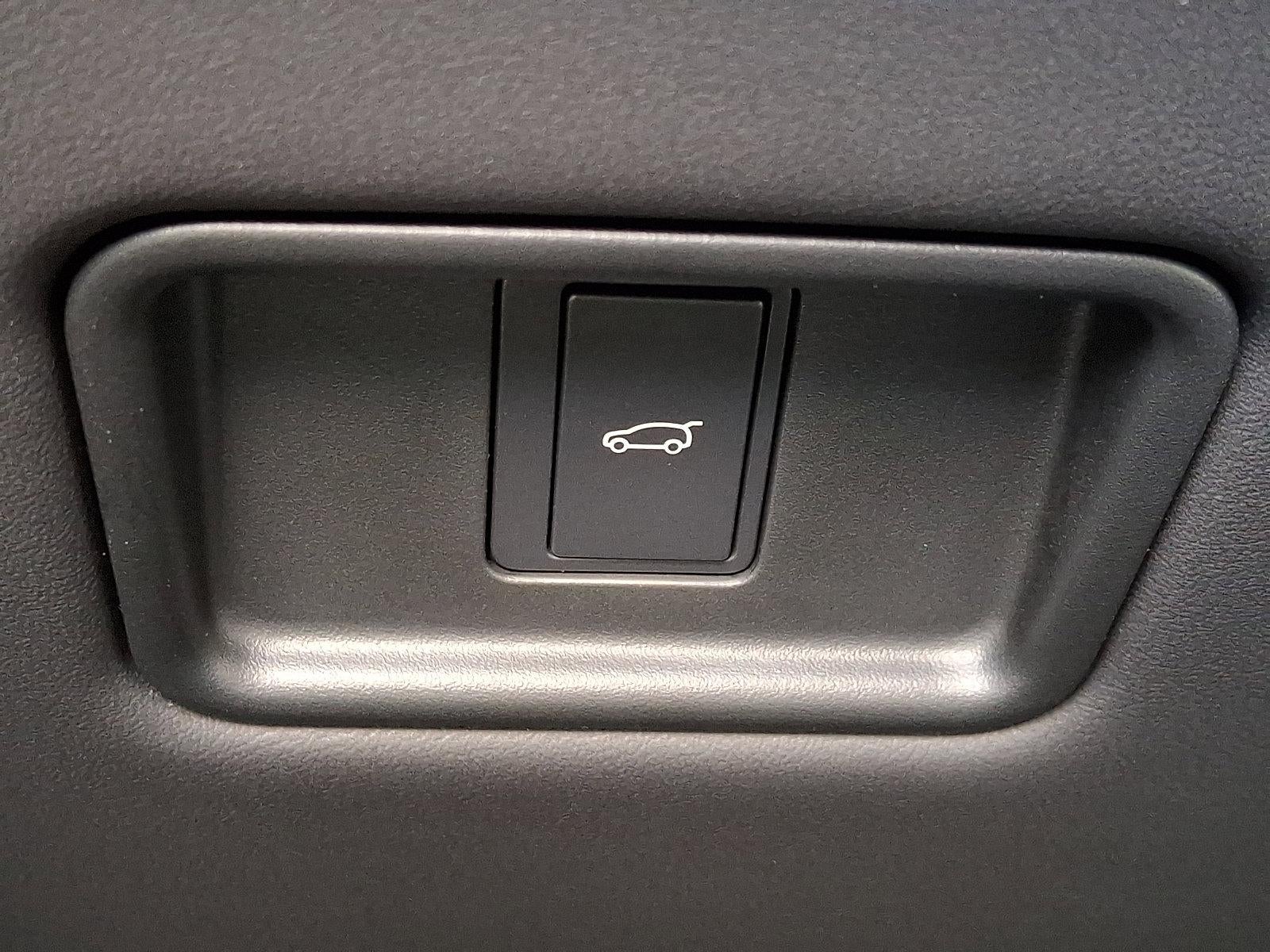 2025 Land Rover Range Rover P400 SE LWB 7 Seat