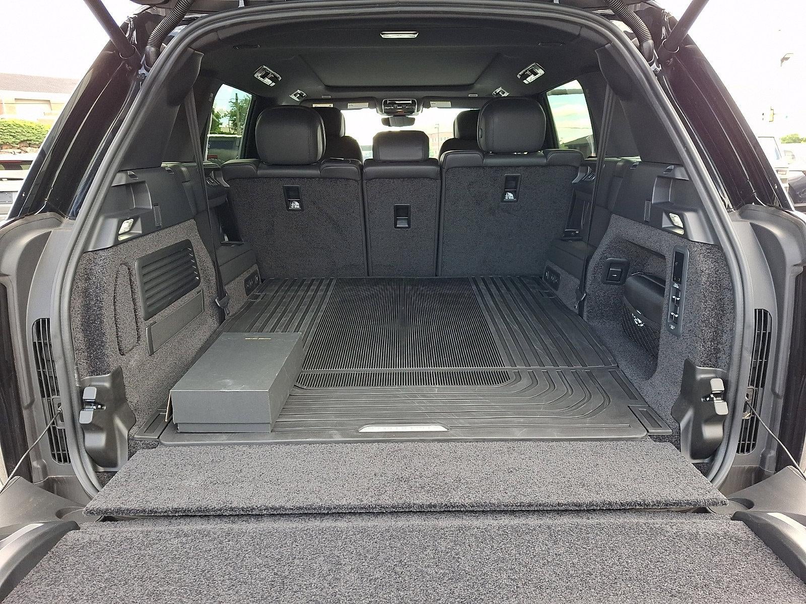 2025 Land Rover Range Rover P400 SE LWB 7 Seat