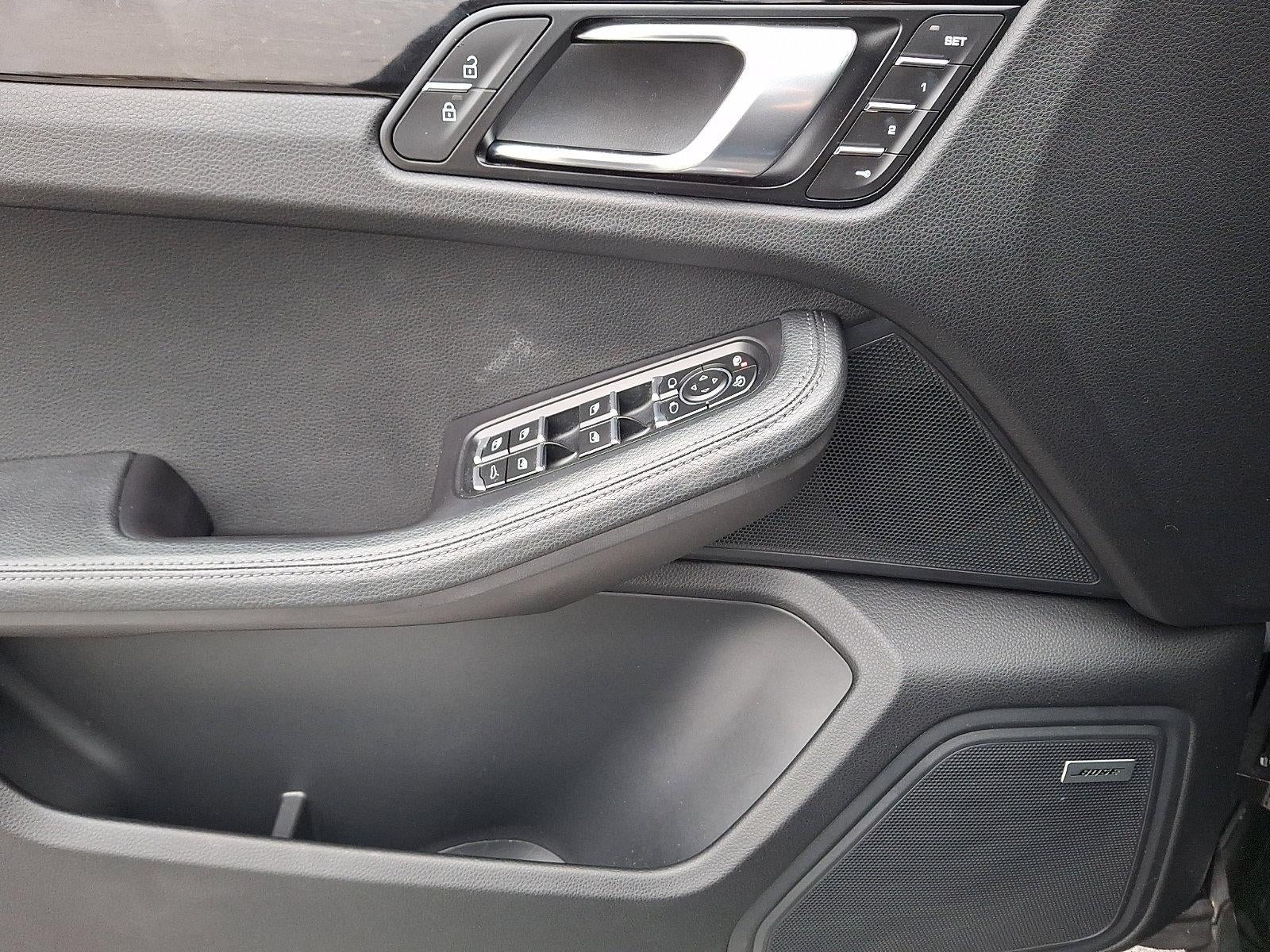 2021 Porsche Macan AWD