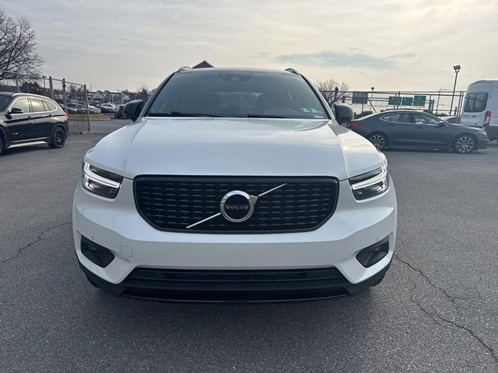 2020 Volvo XC40 T5 AWD R-Design