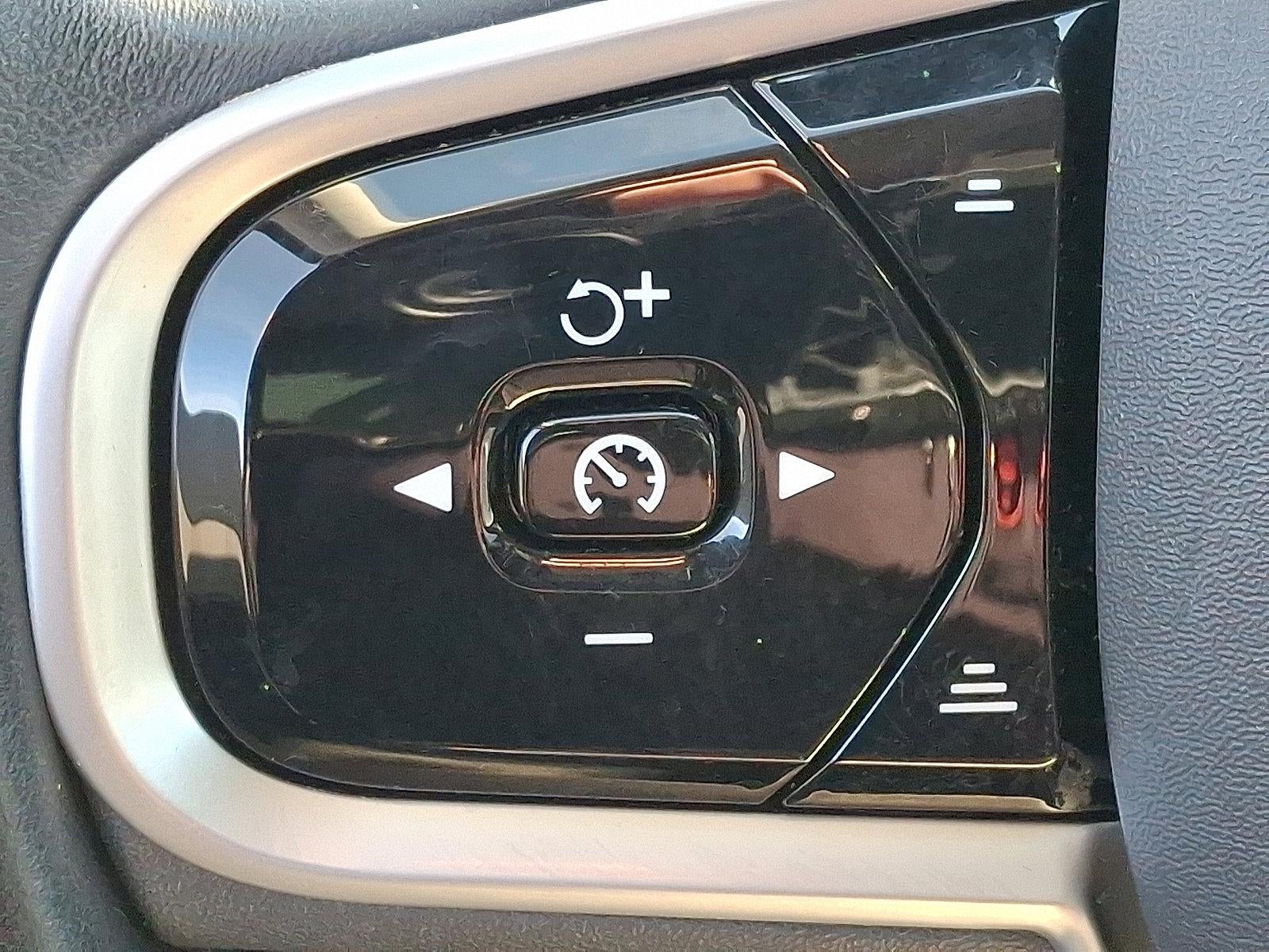 2022 Volvo XC90 T6 AWD Inscription 6P