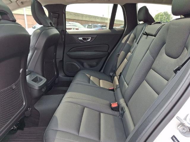 2024 Volvo V60 Cross Country B5 AWD Plus