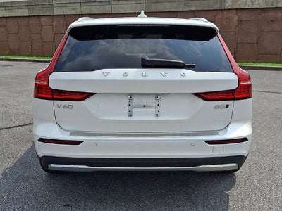 2024 Volvo V60 Cross Country B5 AWD Plus