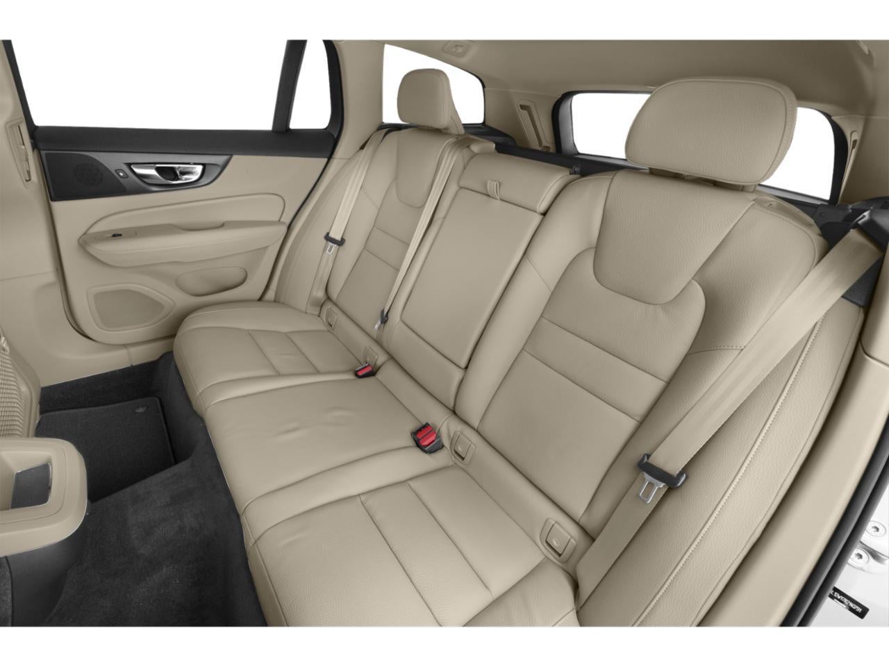 2024 Volvo V60 Cross Country B5 AWD Plus