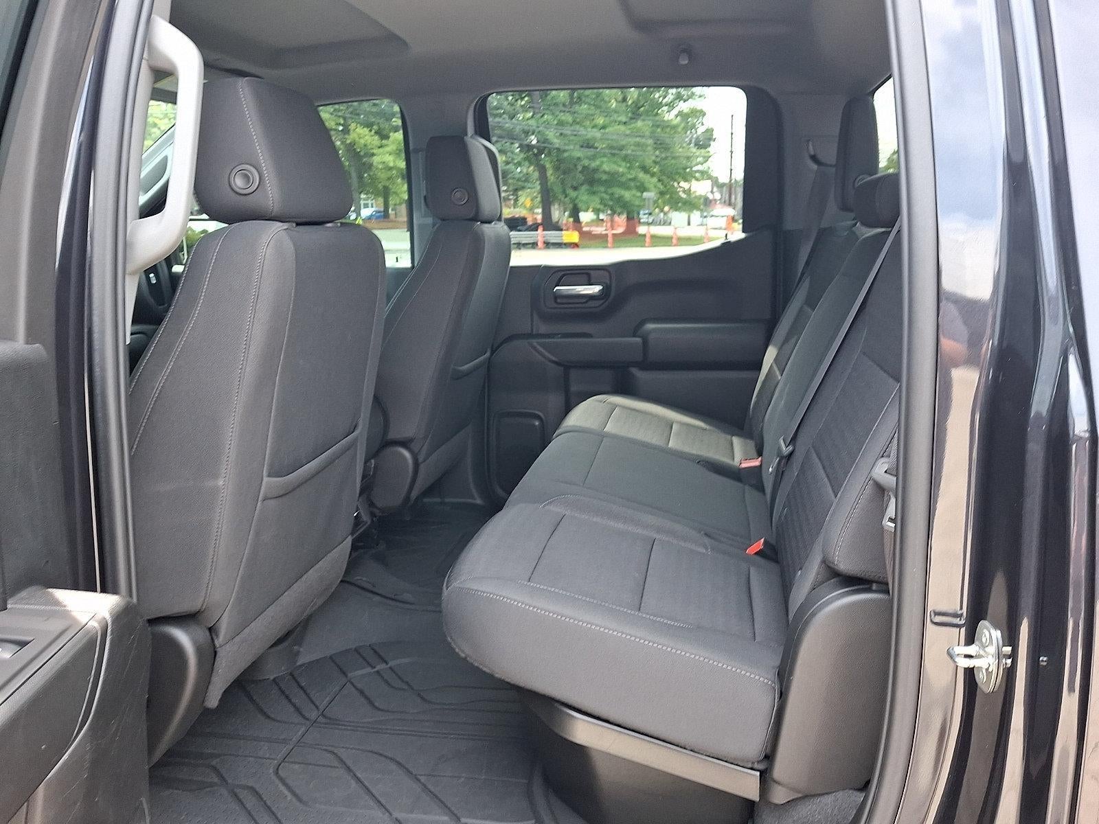 2022 Chevrolet Silverado 1500 Crew Cab Standard Box 4-Wheel Drive Custom