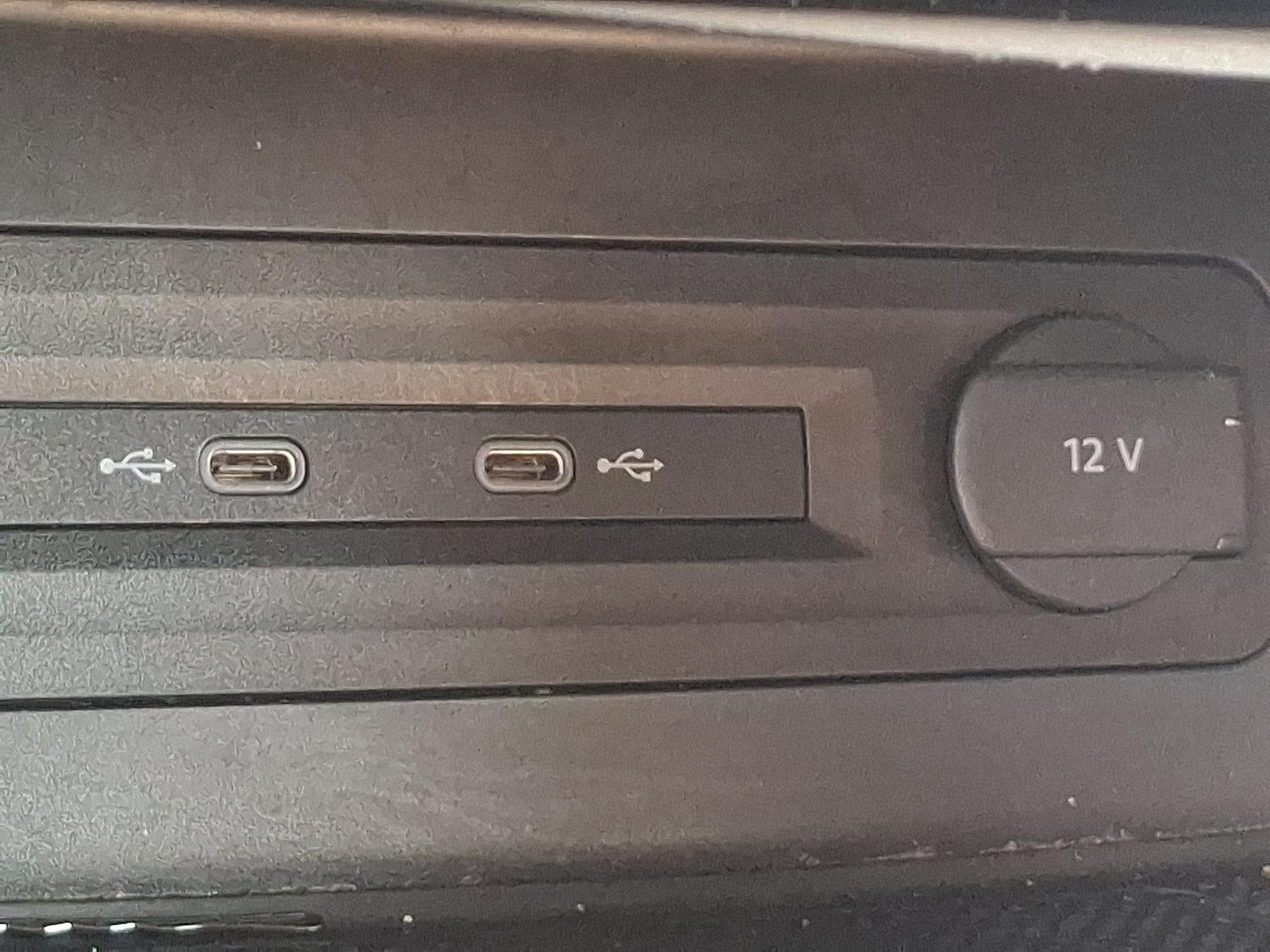 2023 Volkswagen Atlas 2.0T SE w/Technology 4MOTION