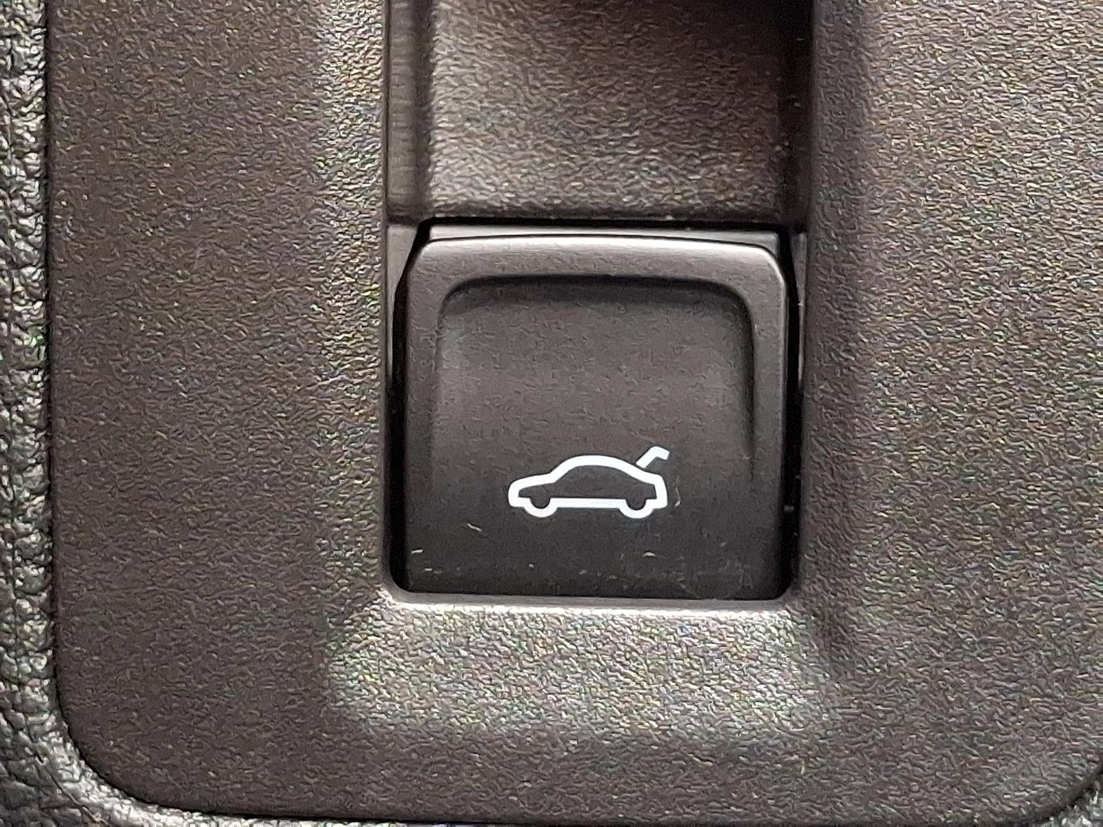 2023 Volkswagen Atlas 2.0T SE w/Technology 4MOTION