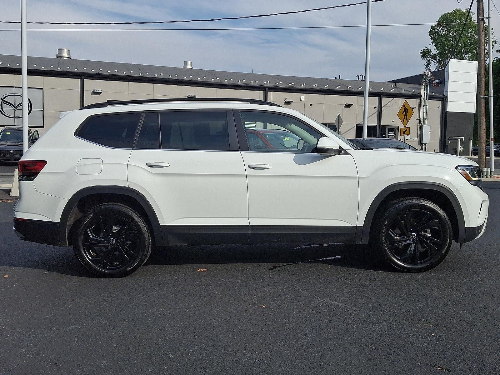 2023 Volkswagen Atlas 2.0T SE w/Technology 4MOTION