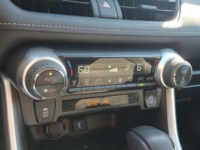 2022 Toyota RAV4 XLE AWD (Natl)
