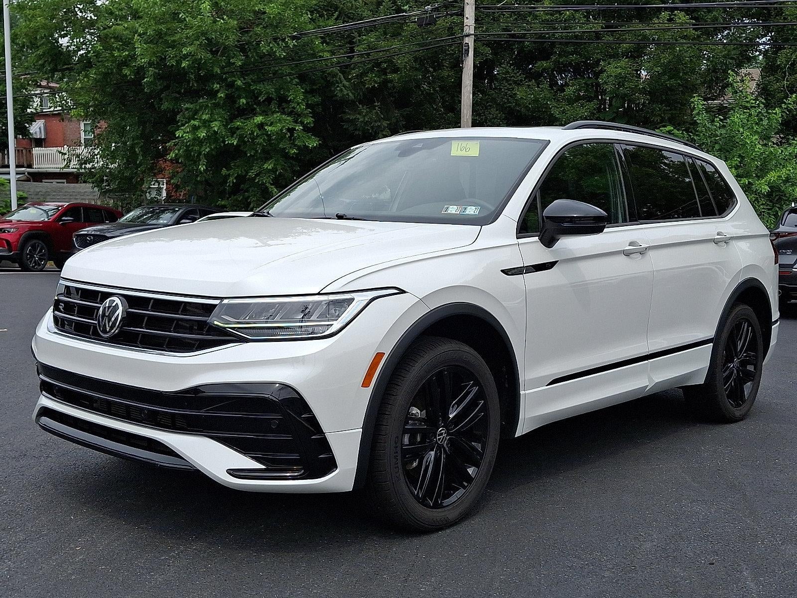 2022 Volkswagen Tiguan 2.0T SE R-Line Black 4MOTION