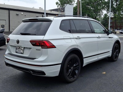 2022 Volkswagen Tiguan 2.0T SE R-Line Black 4MOTION