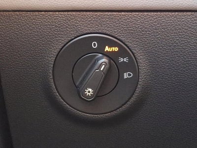 2022 Volkswagen Taos SE 4MOTION