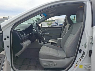 2015 Toyota Camry 4dr Sdn I4 Auto LE (SE)