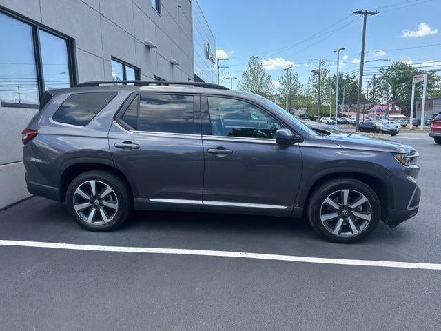 2025 Honda Pilot Touring AWD