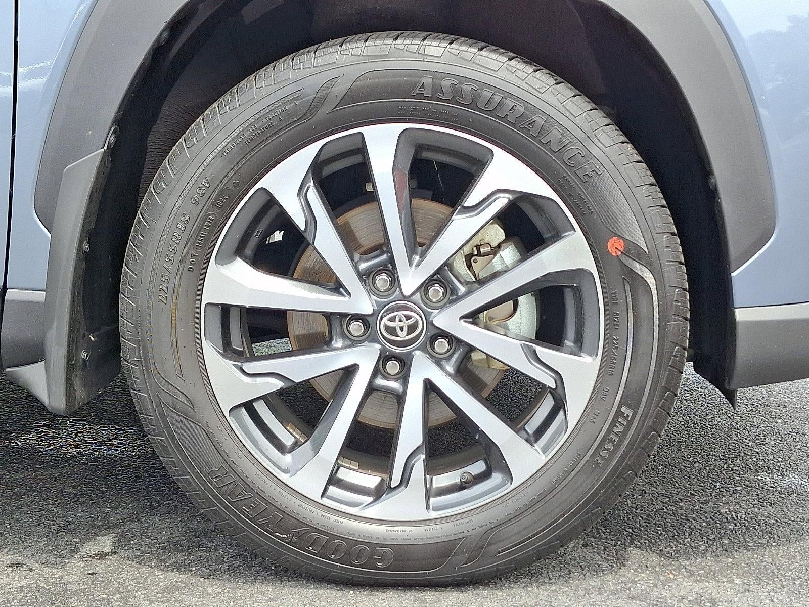 2024 Toyota Corolla Cross XLE 4WD (Natl)
