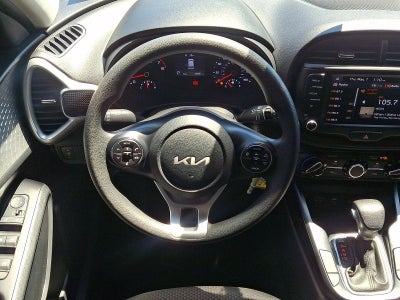 2022 Kia Soul LX IVT