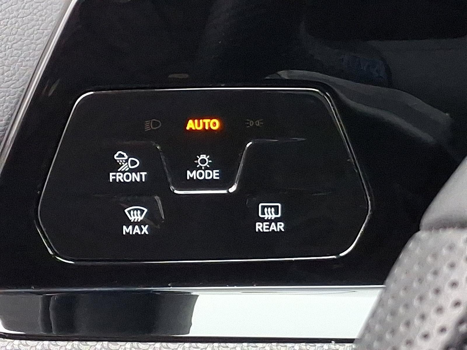 2024 Volkswagen Golf R 2.0T Manual