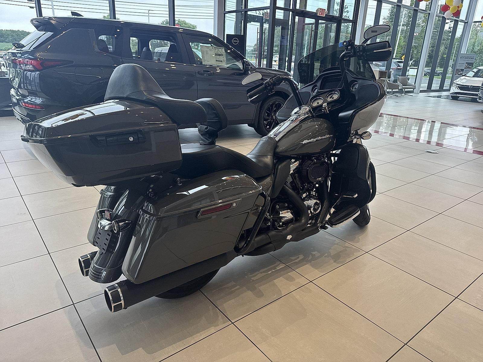 2019 Harley Davidson Touring Base