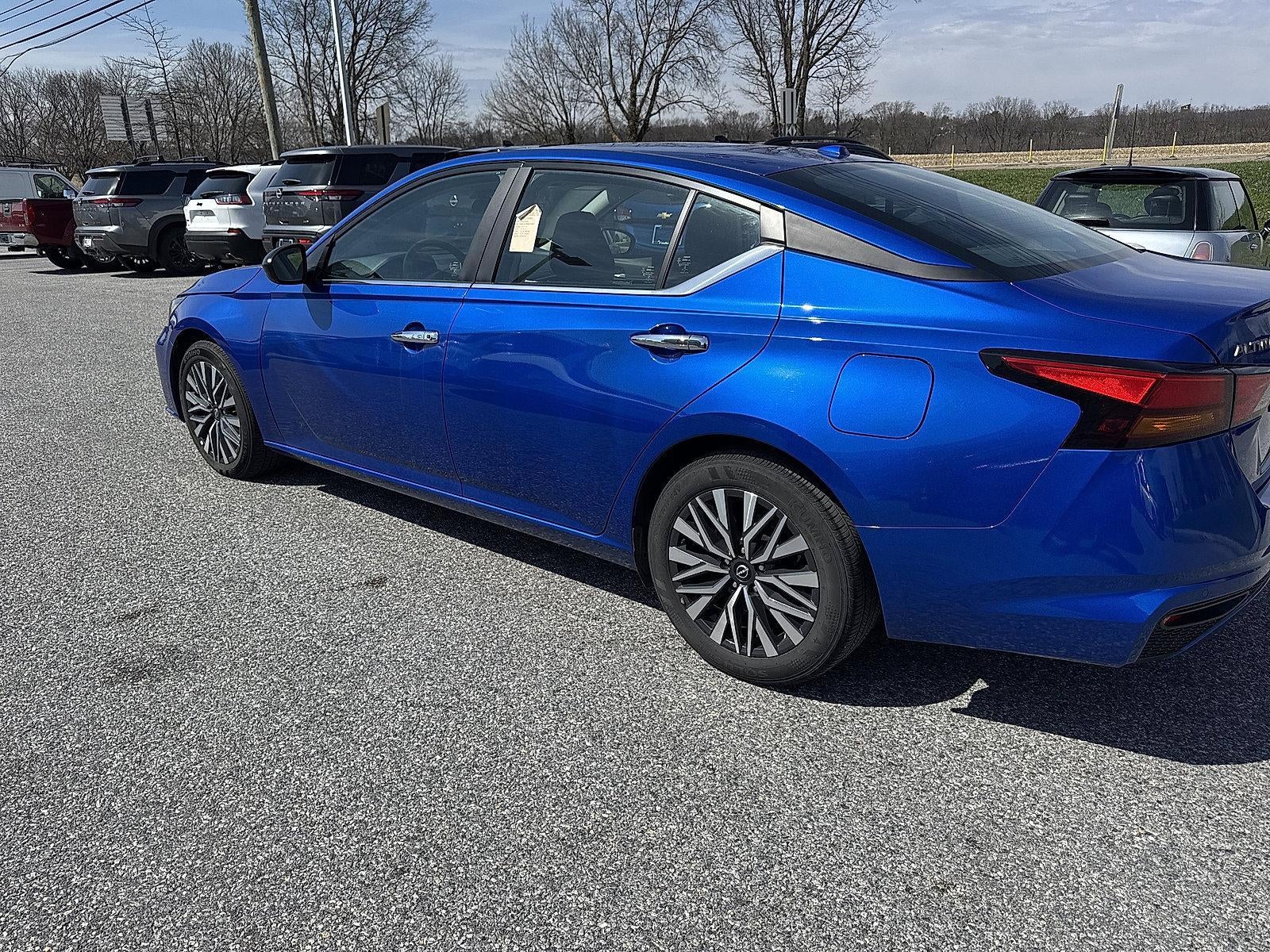 2025 Nissan Altima SV