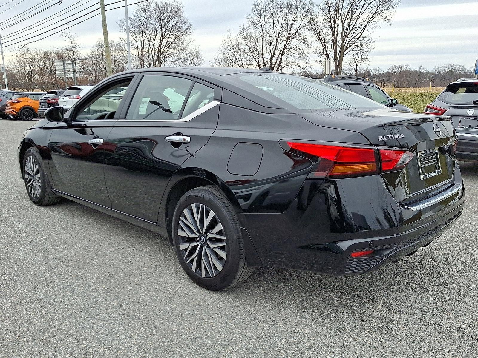 2023 Nissan Altima SV