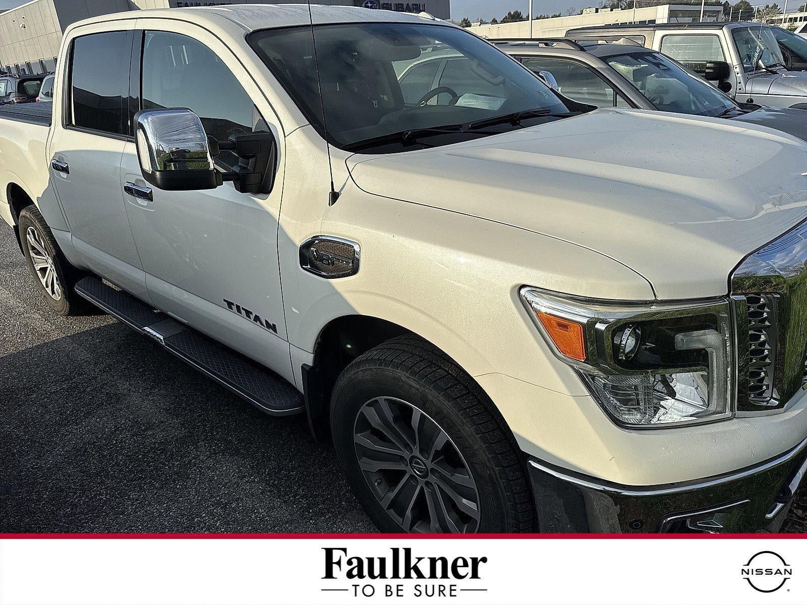 2017 Nissan Titan 4x4 Crew Cab SL