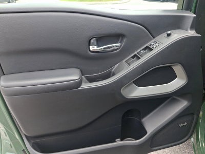2025 Nissan Frontier Crew Cab SV