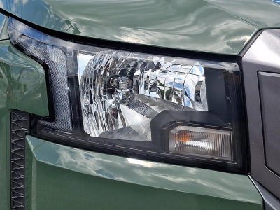 2025 Nissan Frontier Crew Cab SV