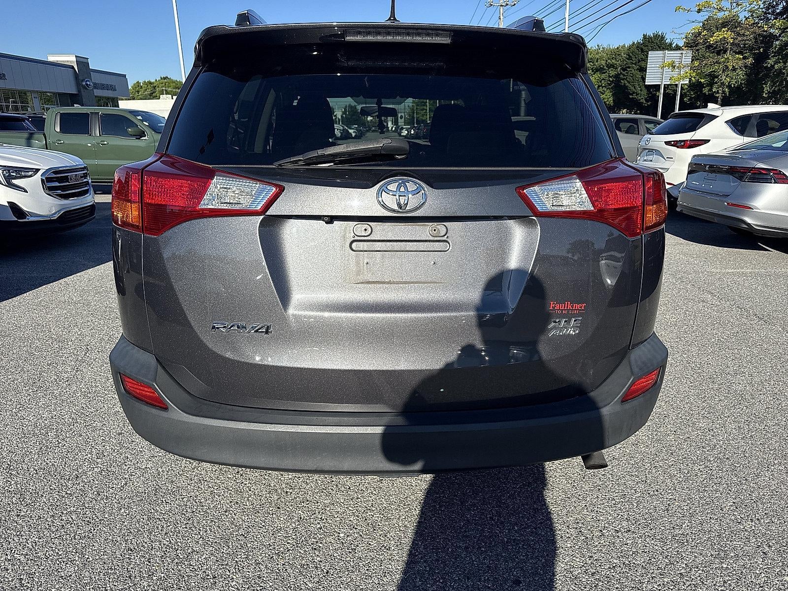 2014 Toyota RAV4 AWD 4dr XLE (Natl)
