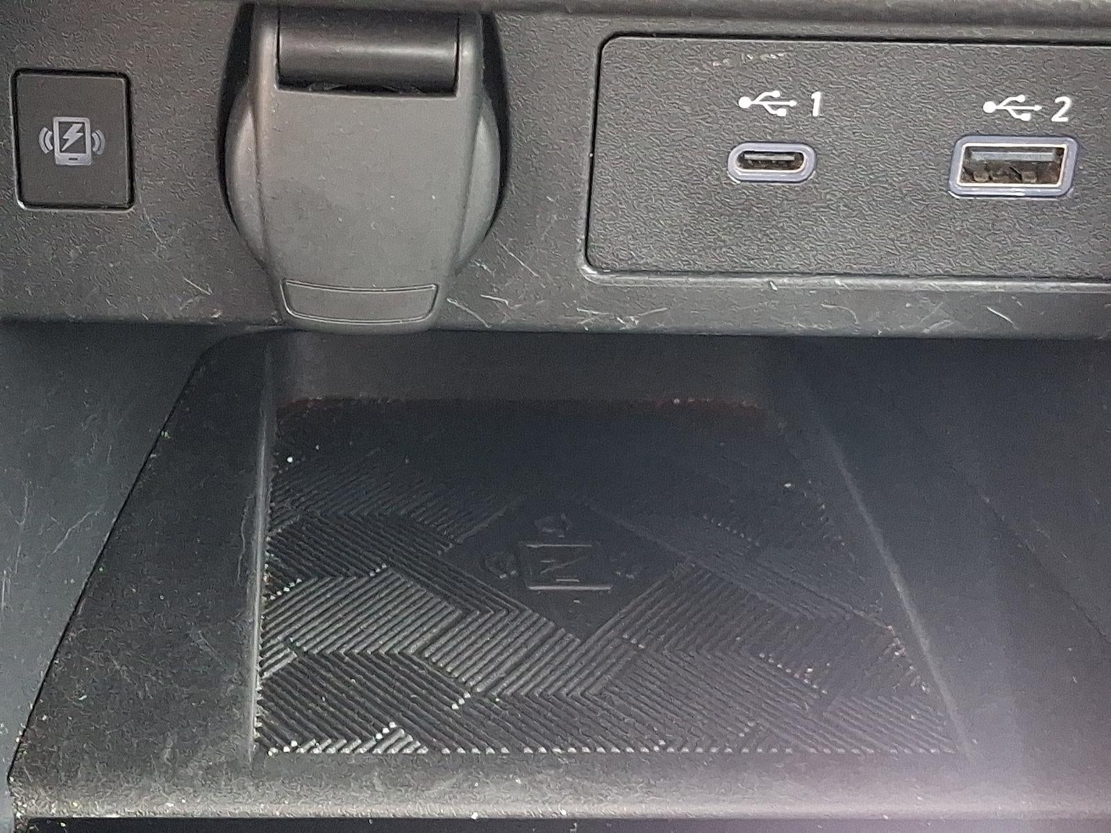 2024 Nissan Versa SR
