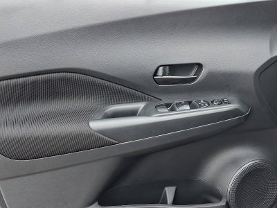 2025 Nissan Kicks Play S FWD
