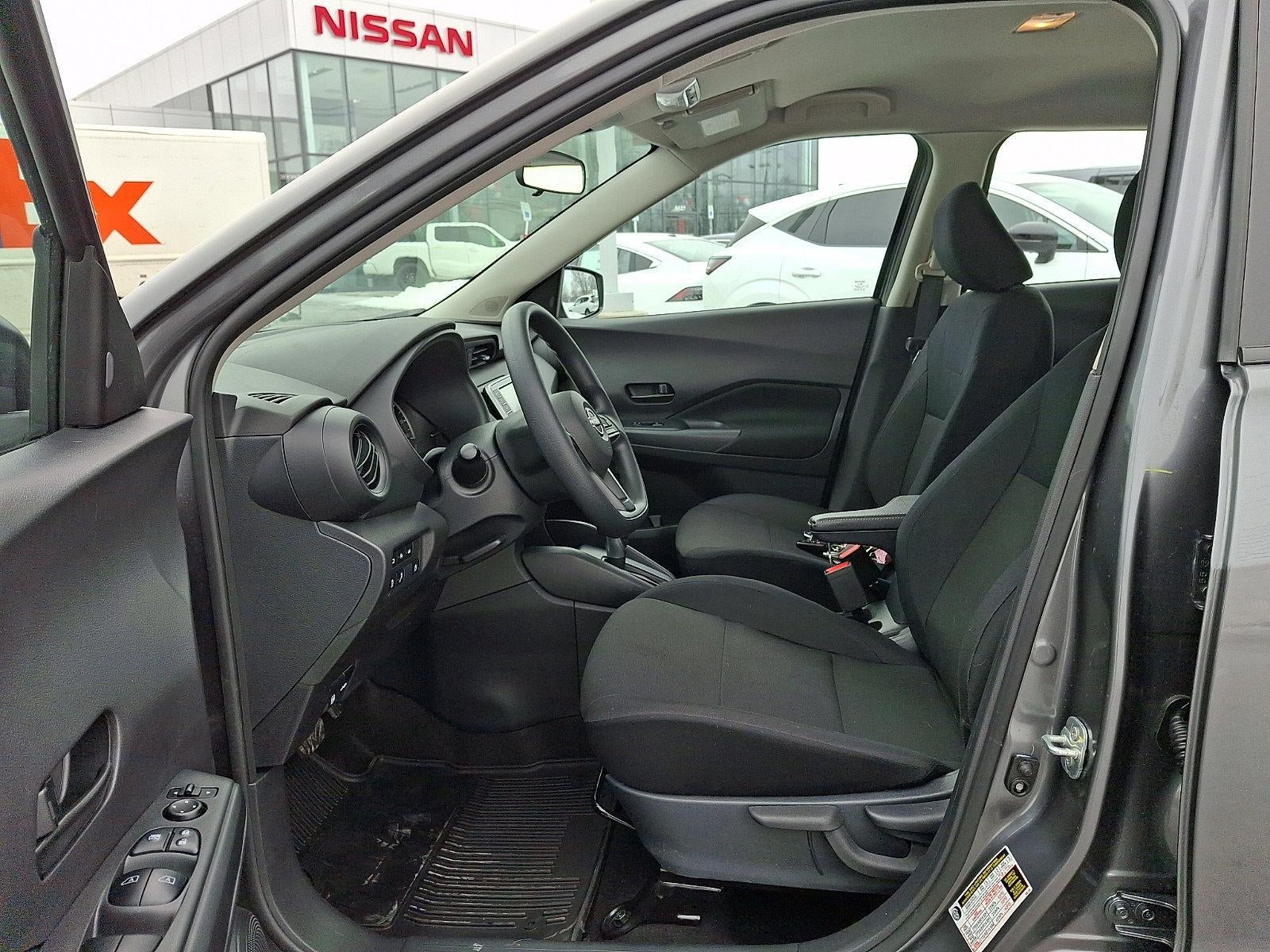 2025 Nissan Kicks Play S FWD