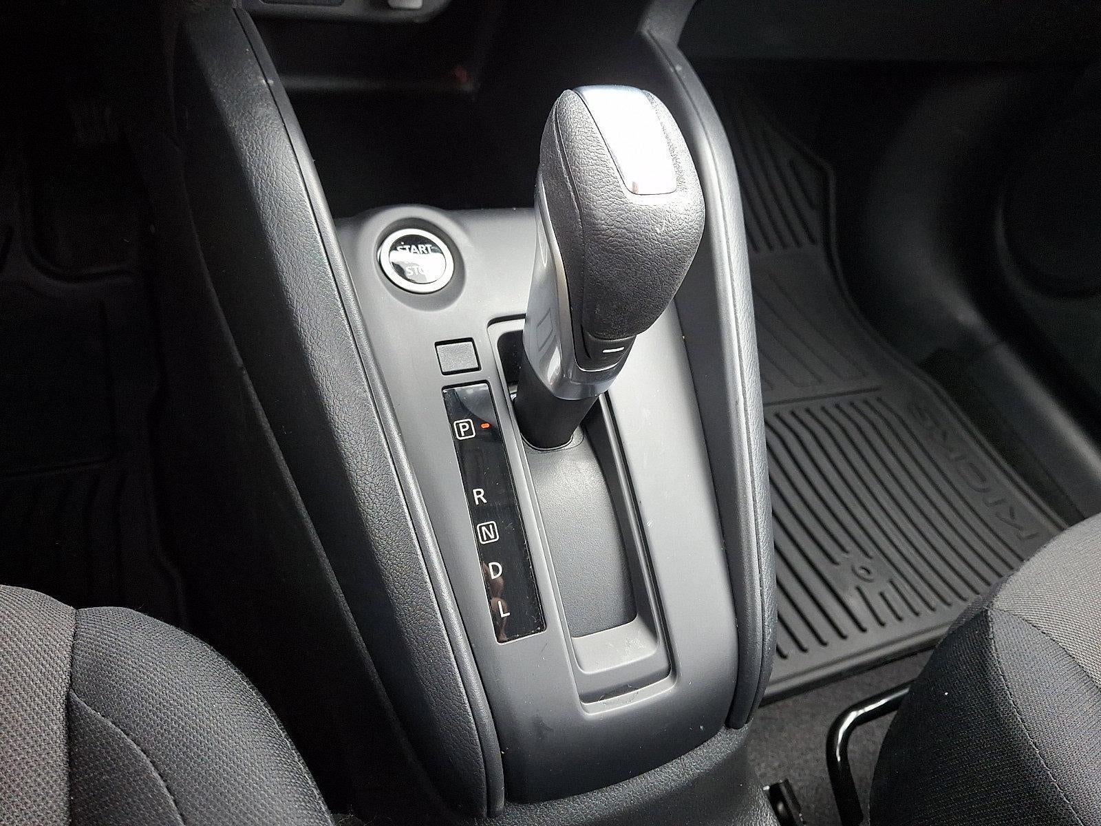 2025 Nissan Kicks Play S FWD