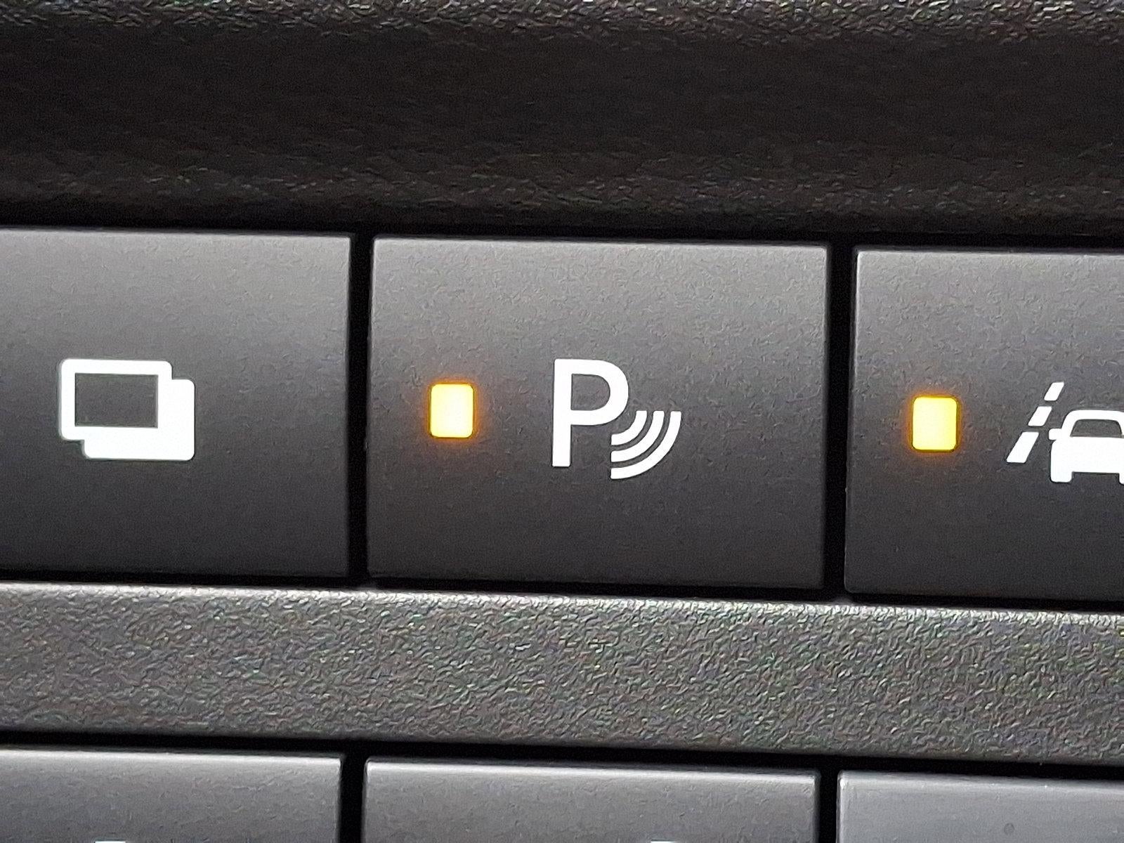 2025 Nissan Kicks Play S FWD