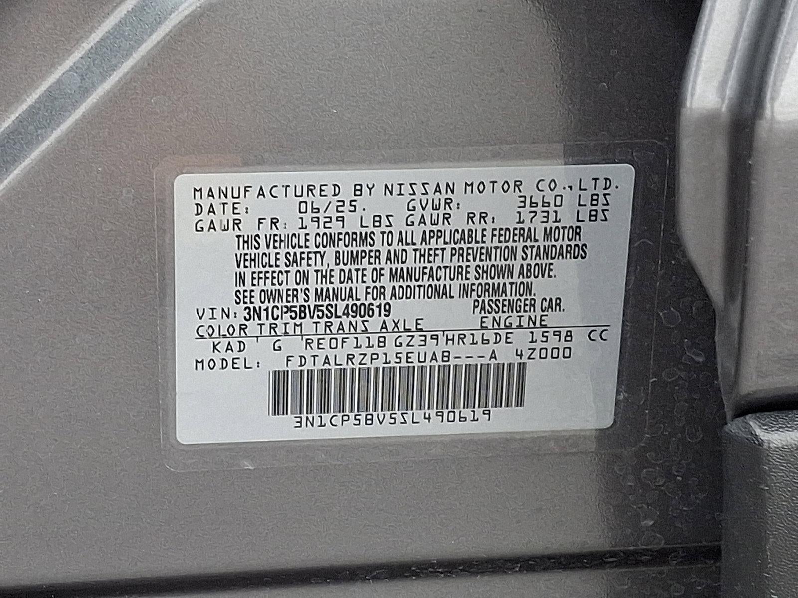 2025 Nissan Kicks Play S FWD