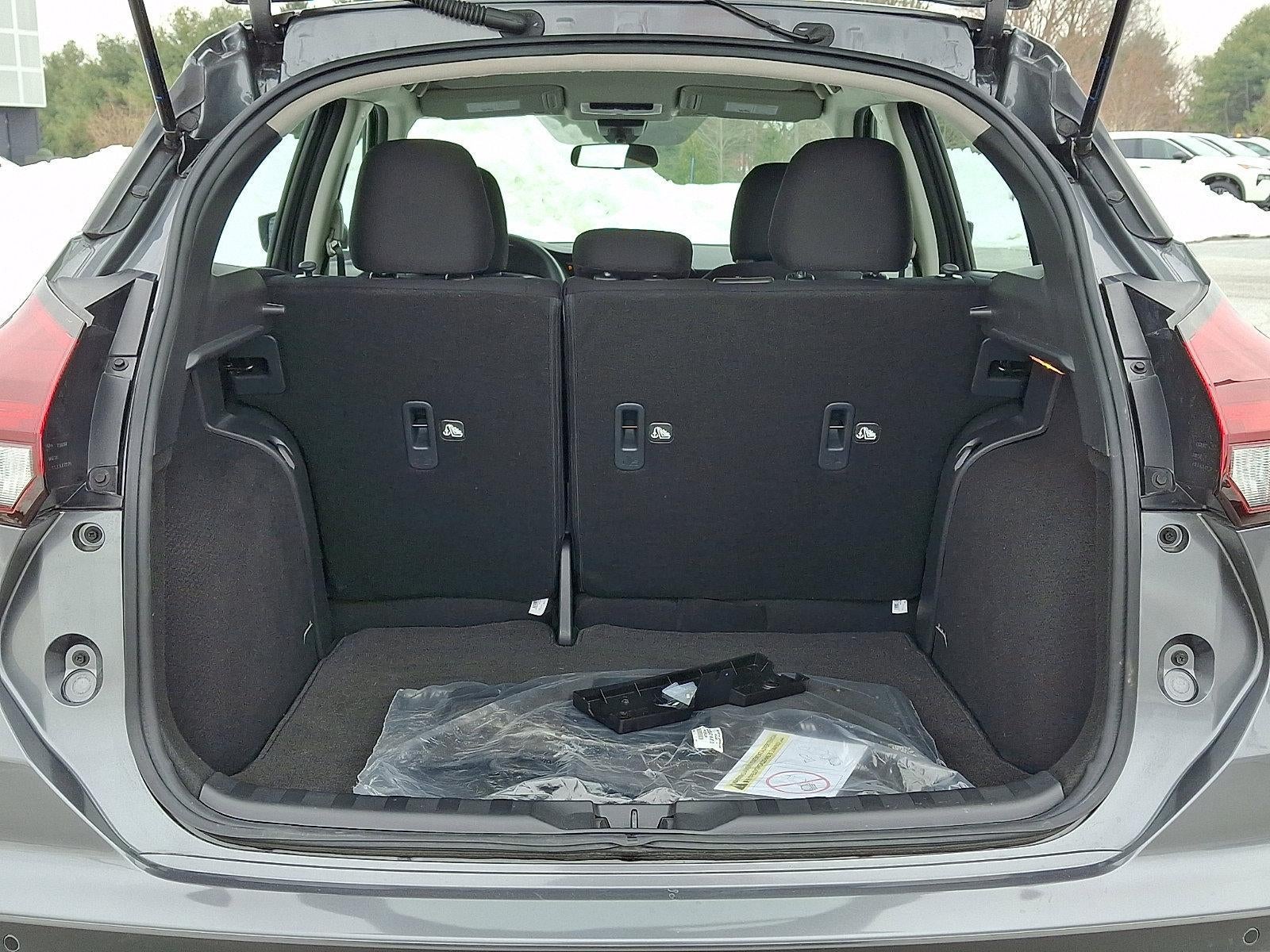 2025 Nissan Kicks Play S FWD