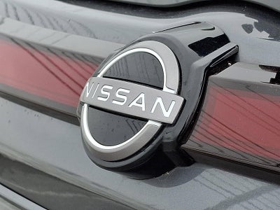 2025 Nissan Kicks Play S FWD