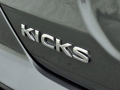 2025 Nissan Kicks Play S FWD