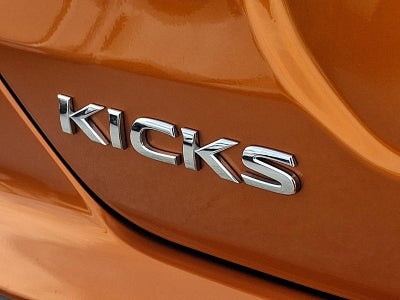 2023 Nissan Kicks SV