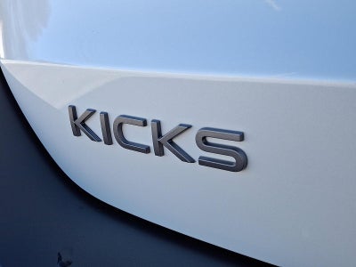 2025 Nissan Kicks SV