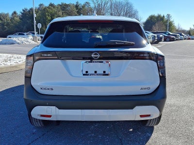 2025 Nissan Kicks SV