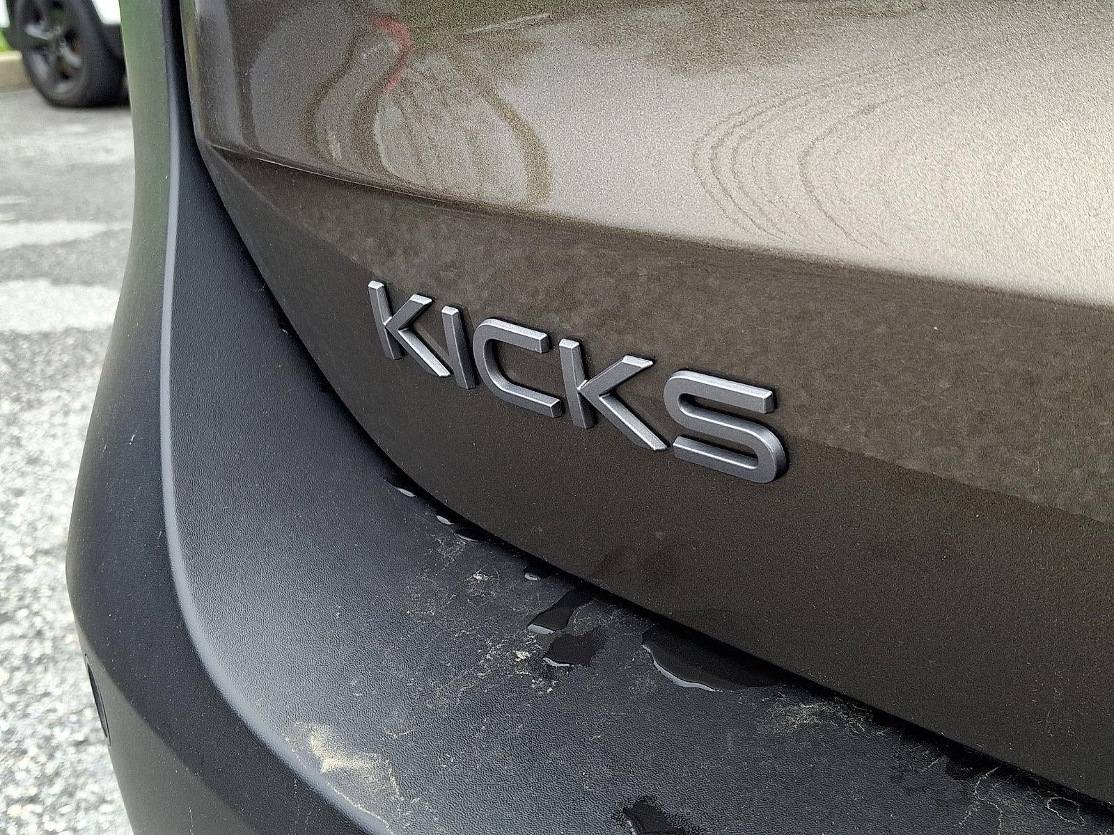 2025 Nissan Kicks SV