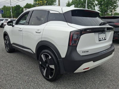 2025 Nissan Kicks SR